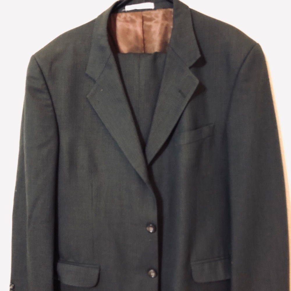 Mondo Uomo men’s suit